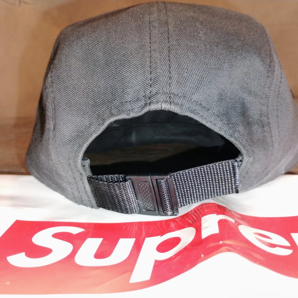 Supreme Men's Black Camp Cap with Leopard Brim - Picture 4 of 8